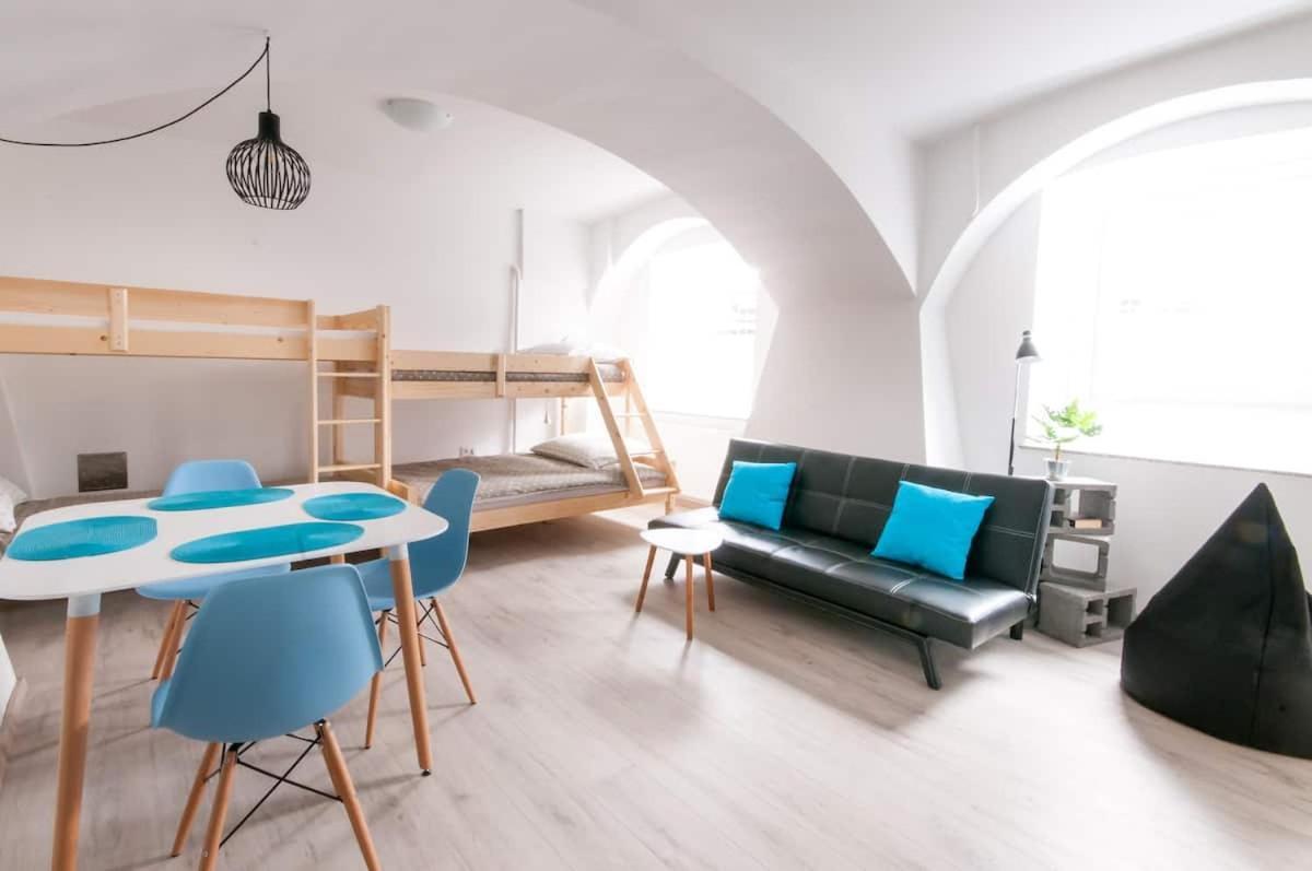 The Maze Apartment Ljubljana Bagian luar foto