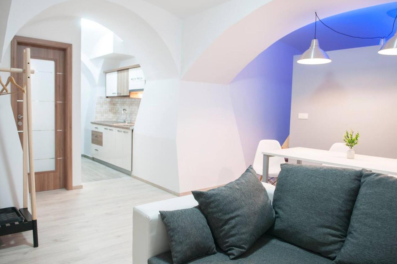 The Maze Apartment Ljubljana Bagian luar foto
