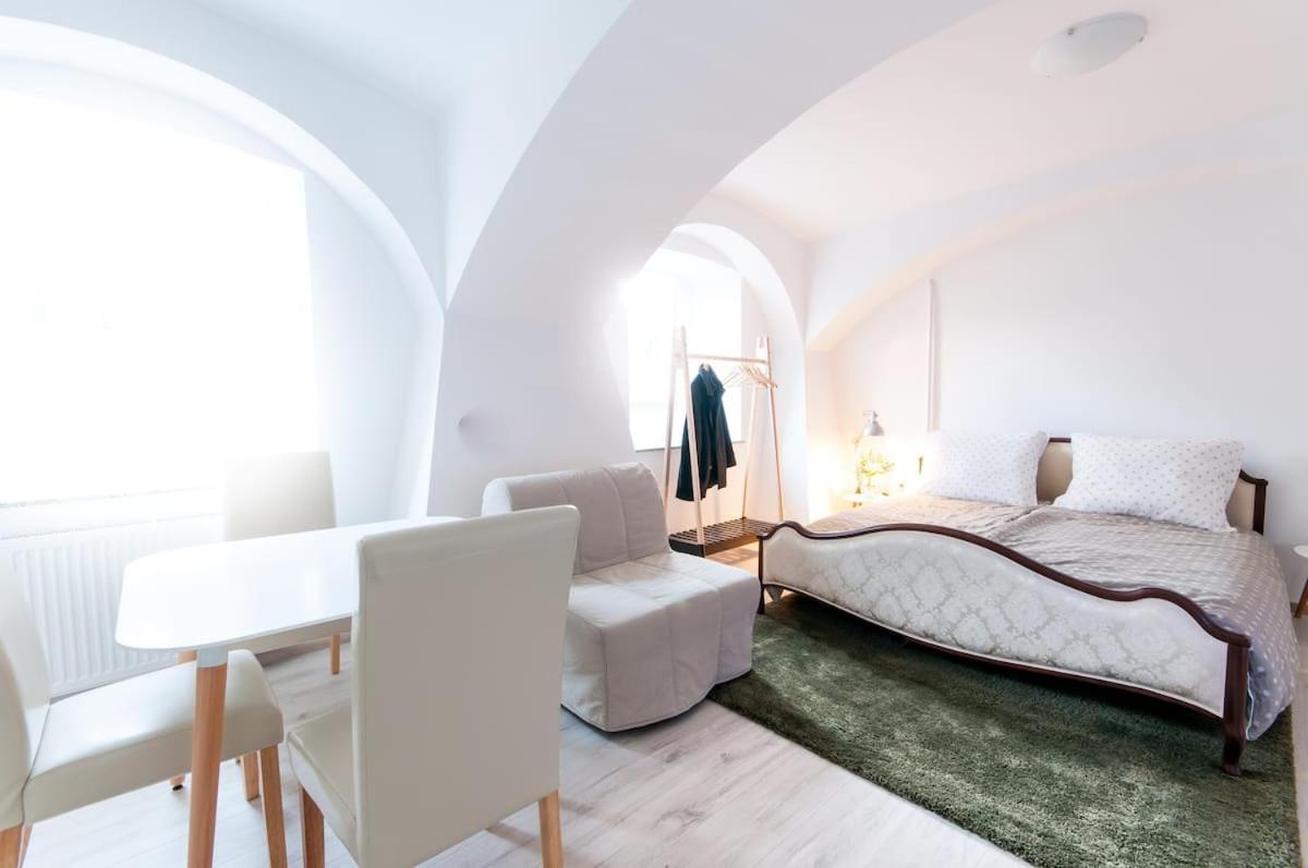 The Maze Apartment Ljubljana Bagian luar foto