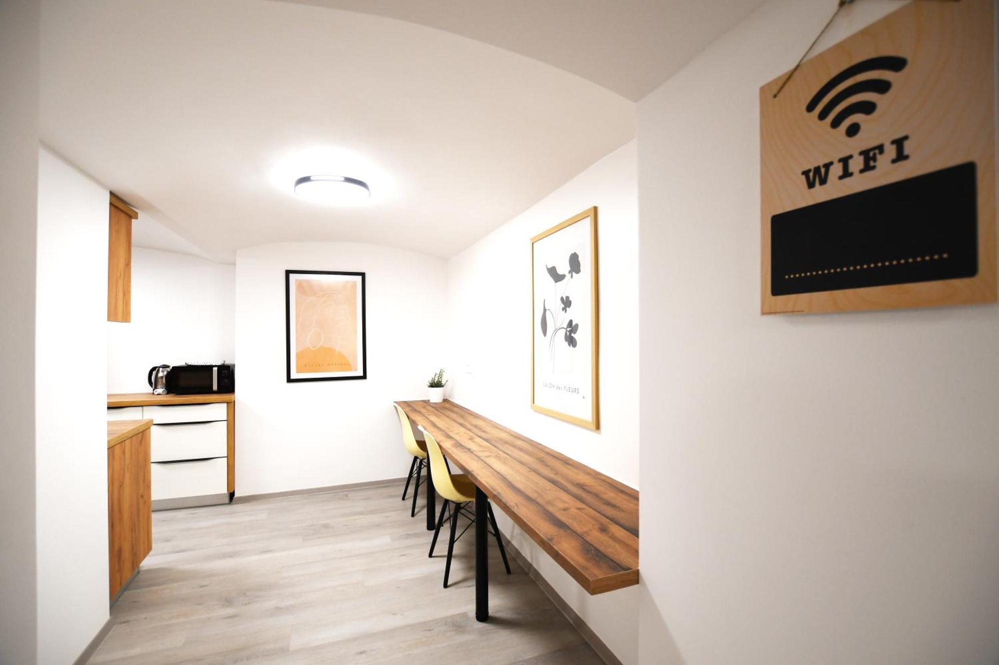 The Maze Apartment Ljubljana Bagian luar foto