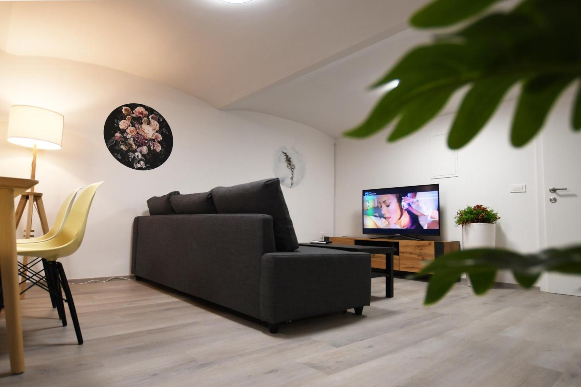 The Maze Apartment Ljubljana Bagian luar foto