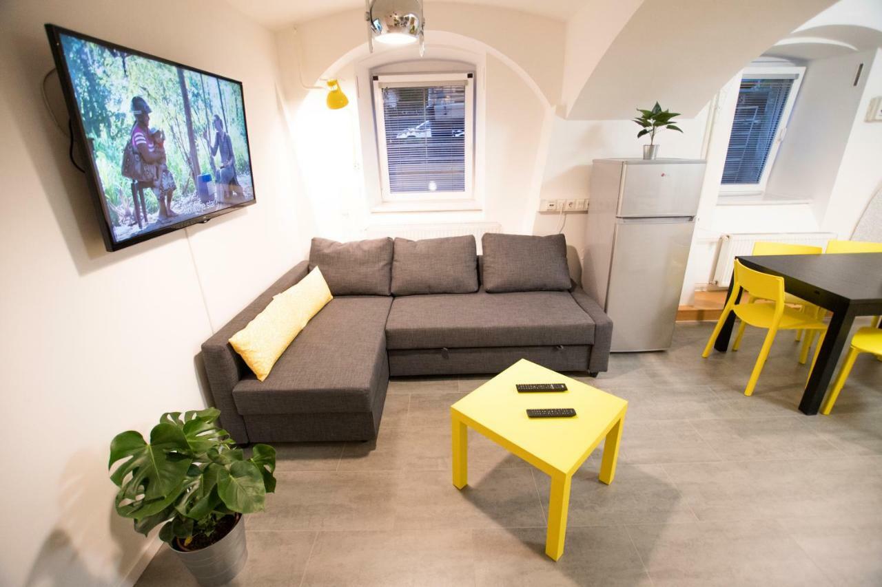 The Maze Apartment Ljubljana Bagian luar foto